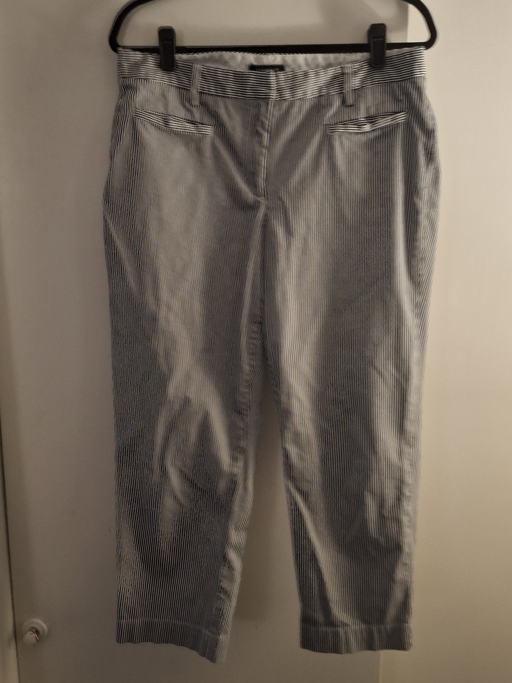 Land's End Women's Navy and White Striped Capri Pants